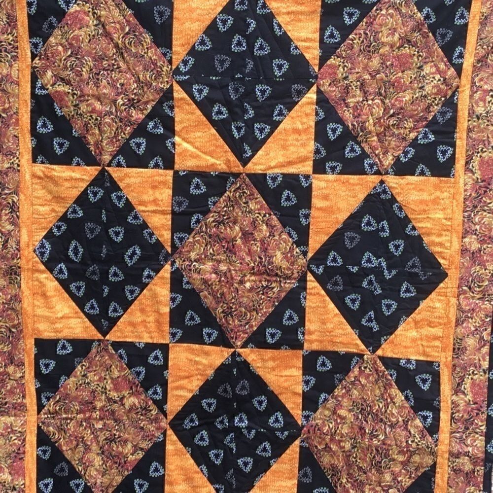 NWT HandCrafted Fall Color Quilt - Picture 16 of 16
